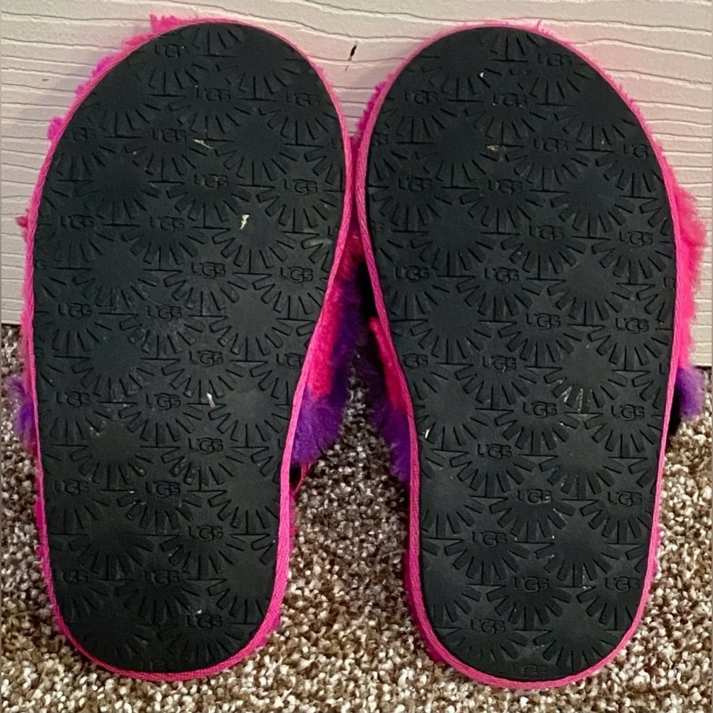 UGG BABY FLUFF  SLIDE SLIPPER SANDAL SIZE 2/3 INFANT SHADE HOT PINK